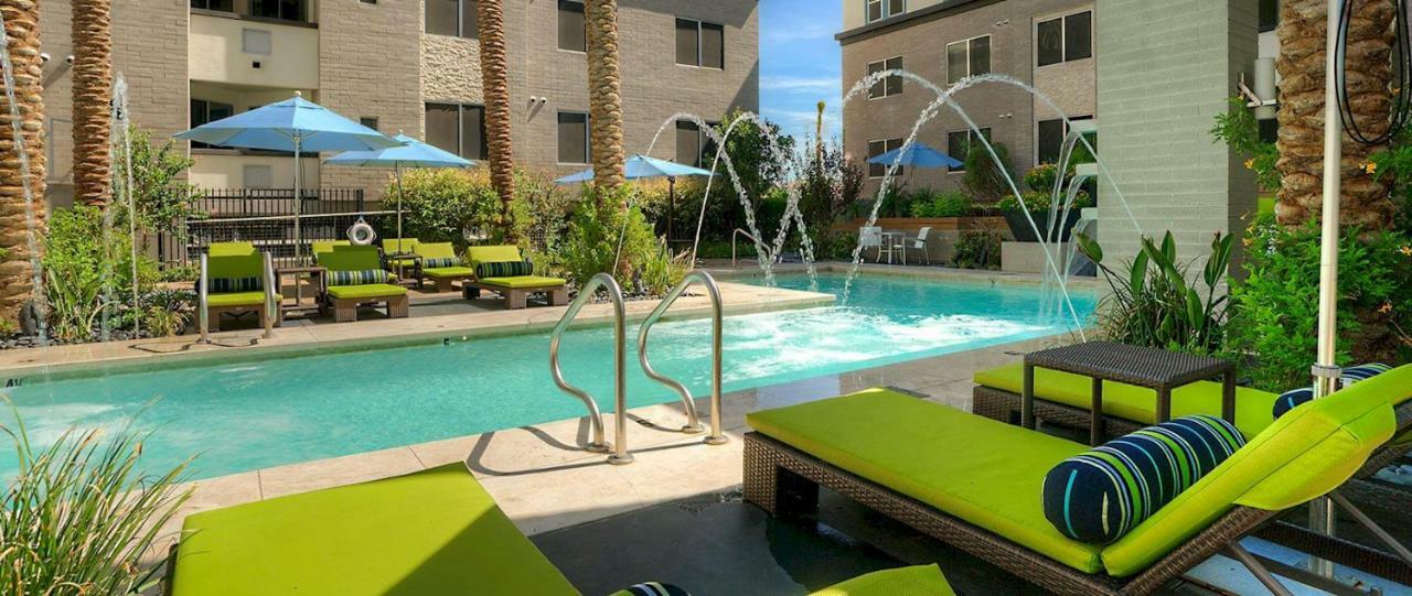 Shopping & Dining 1 Mile - 24 Hour Pool With Parking - 4036 Villa ฟีนิกซ์ ภายนอก รูปภาพ